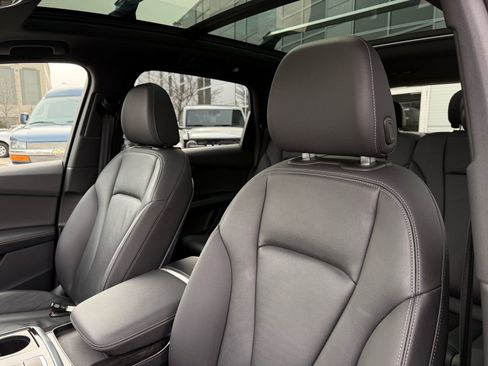 Used 2025 Audi Q7 3.0T Premium Plus w/ Premium Plus Package image 47