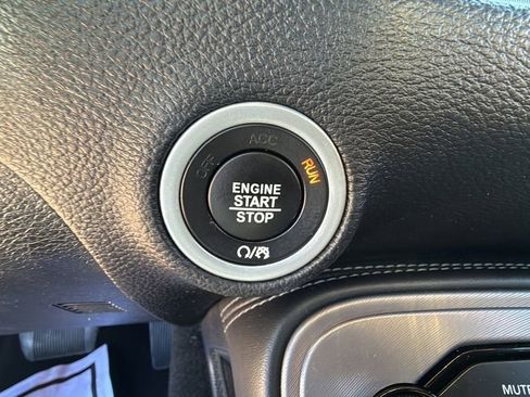 Used 2023 Dodge Challenger R/T image 25