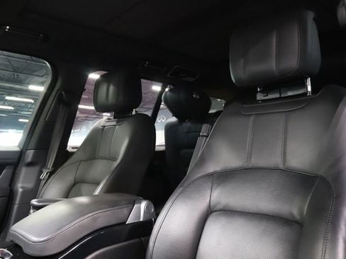 Used 2019 Land Rover Range Rover Supercharged image 11