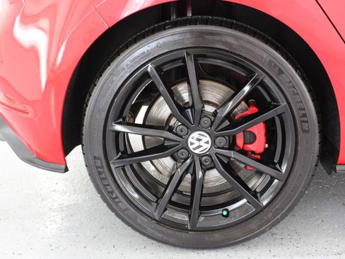Used 2021 Volkswagen GTI SE FWD image 74