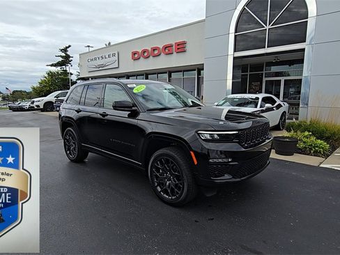 New 2025 Jeep Grand Cherokee Summit image 1