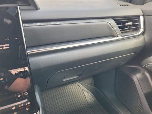 New 2026 GMC Terrain Elevation w/ Elevation Premium Package image 25