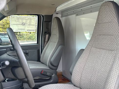 New 2025 Chevrolet Express 3500 w/ Power Convenience Package image 23