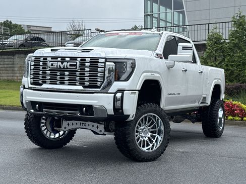 Used 2024 GMC Sierra 2500 Denali w/ Denali Reserve Package AWD/4WD image 5
