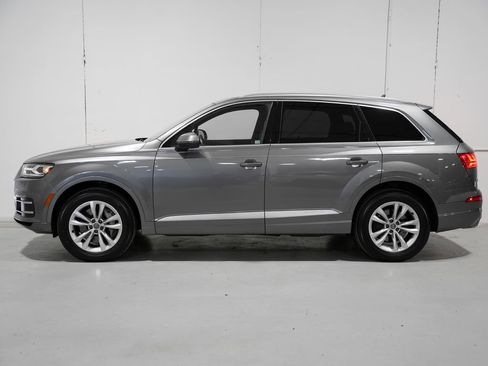 Used 2017 Audi Q7 3.0T Premium Plus w/ Premium Plus Package AWD/4WD image 2