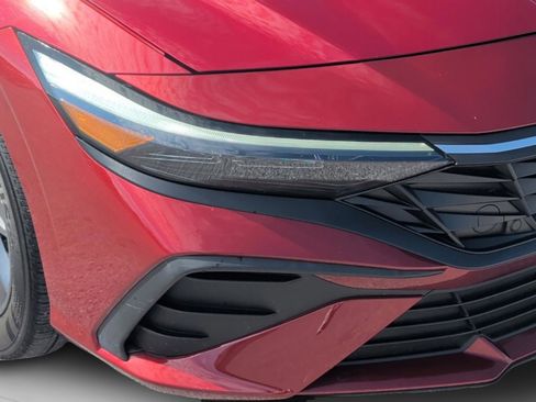 Used 2024 Hyundai Elantra SEL image 38