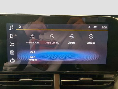 Used 2025 Chevrolet Trax ACTIV FWD image 14