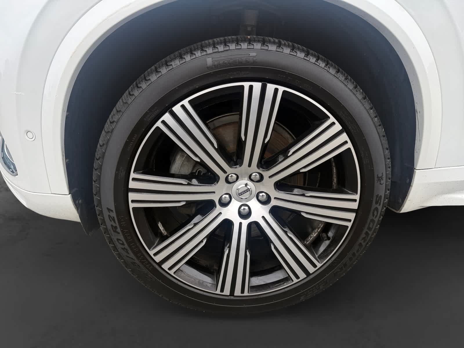 Used 2021 Volvo XC90 T6 Inscription w/ Protection Package AWD/4WD image 9