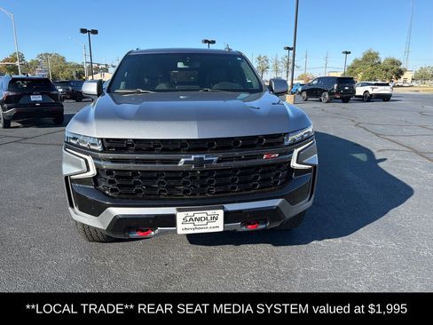 Used 2022 Chevrolet Tahoe Z71 w/ Z71 Off-Road Package image 3