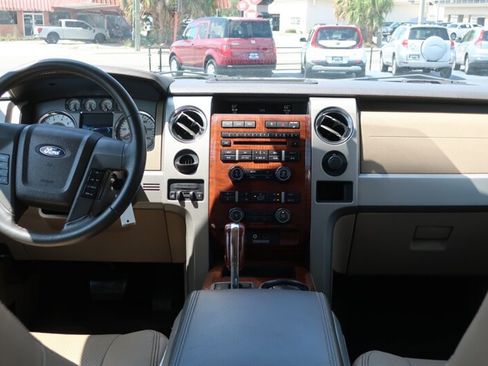 Used 2010 Ford F150 Lariat image 32