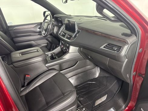 Used 2022 Chevrolet Tahoe Z71 w/ Luxury Package image 11