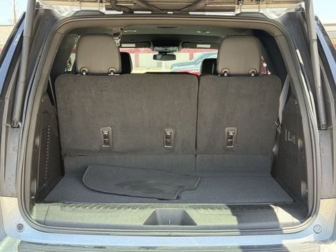 Used 2023 Chevrolet Tahoe LT w/ Luxury Package AWD/4WD image 34