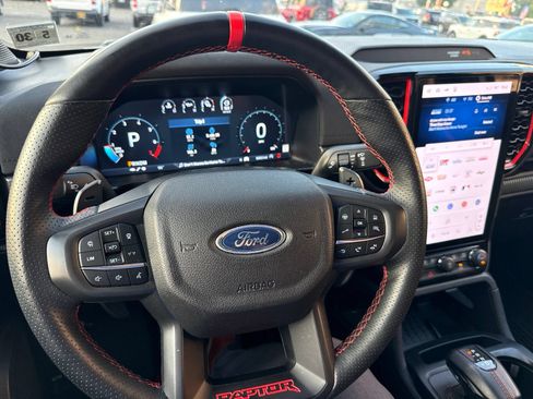 Used 2025 Ford Ranger Raptor AWD/4WD image 4