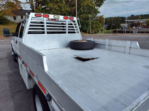 Used 2005 Chevrolet Silverado 3500 LS w/ Heavy-Duty Power Package image 13