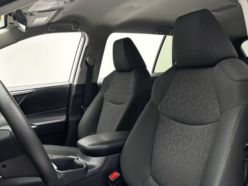 Used 2024 Toyota RAV4 XLE w/ Weather Package AWD/4WD image 10