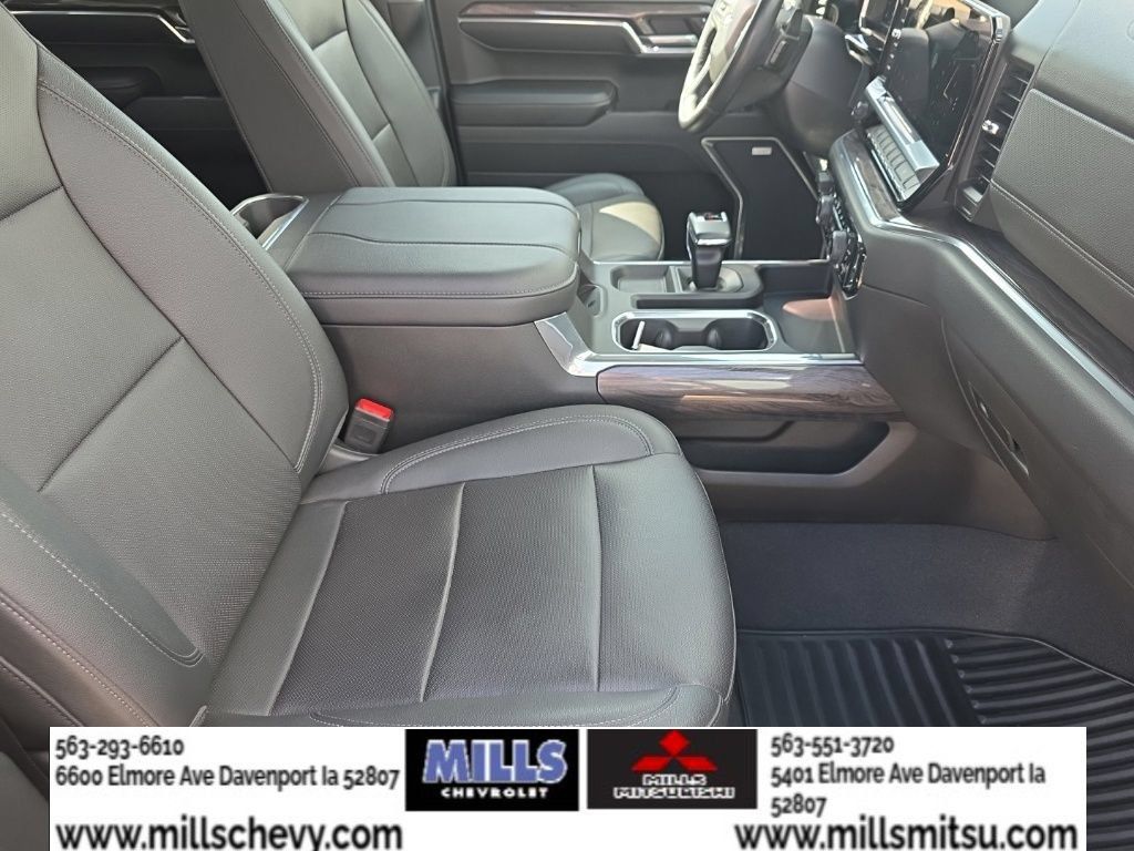 Used 2023 Chevrolet Silverado 1500 LTZ w/ LPO, Dark Essentials Package AWD/4WD image 19