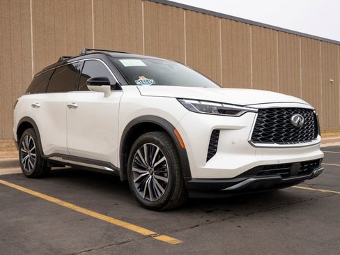 Used 2025 INFINITI QX60 Autograph w/ Cargo Package image 2