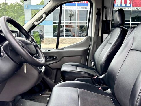 Used 2020 Ford Transit 250 Medium Roof w/ Load Area Protection Package image 17