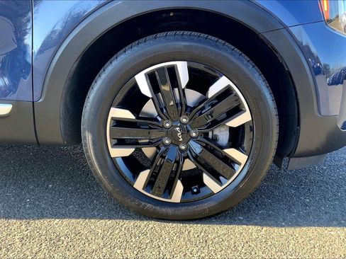 Used 2023 Kia Telluride SX AWD/4WD image 9