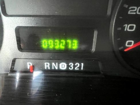 Used 2006 Ford F350 2WD Regular Cab Super Duty image 20