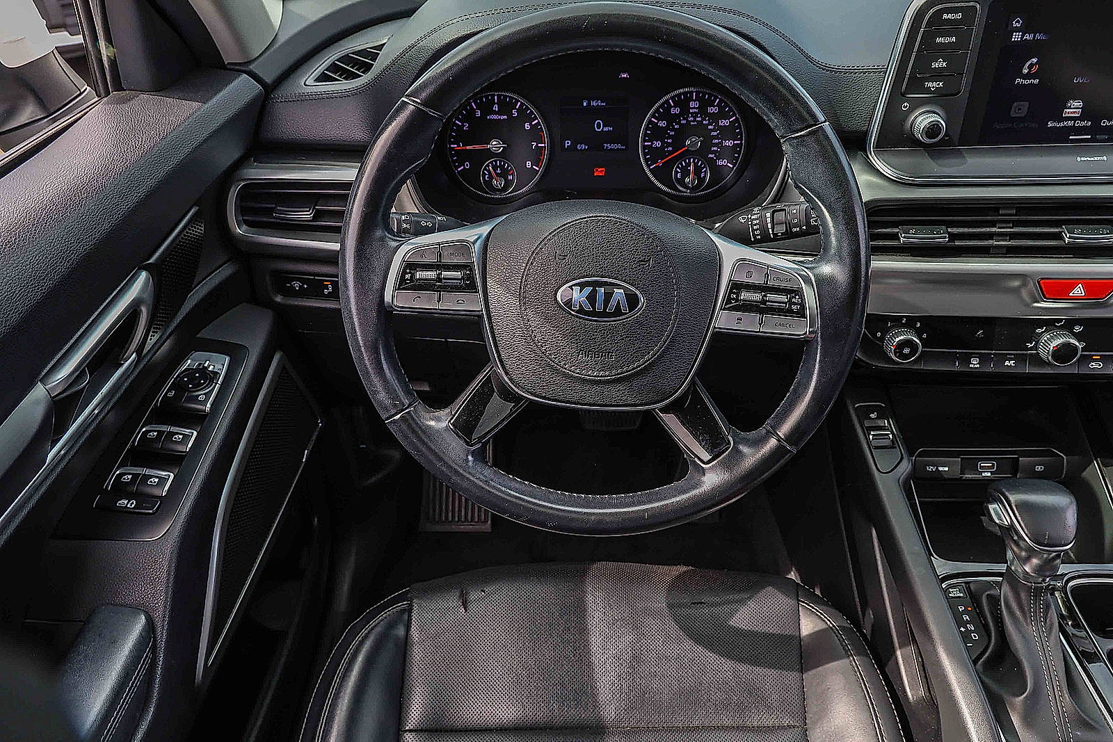 Used 2020 Kia Telluride S w/ S 8 Passenger Seating Package AWD/4WD image 17