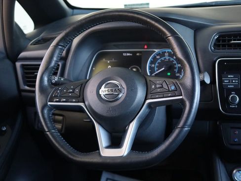 Used 2018 Nissan Leaf SV w/ SV Technology Package image 25