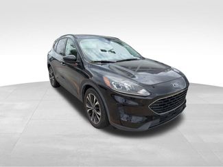 Used 2021 Ford Escape SE w/ SE Sport Appearance Package FWD video 1