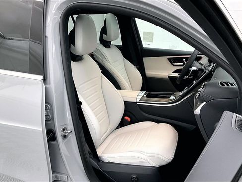New 2026 Mercedes-Benz GLC 350e 4MATIC image 5