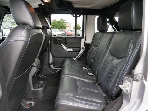 Used 2013 Jeep Wrangler Unlimited Sahara w/ Dual Top Group AWD/4WD image 17