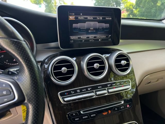 Used 2019 Mercedes-Benz GLC 300 image 36