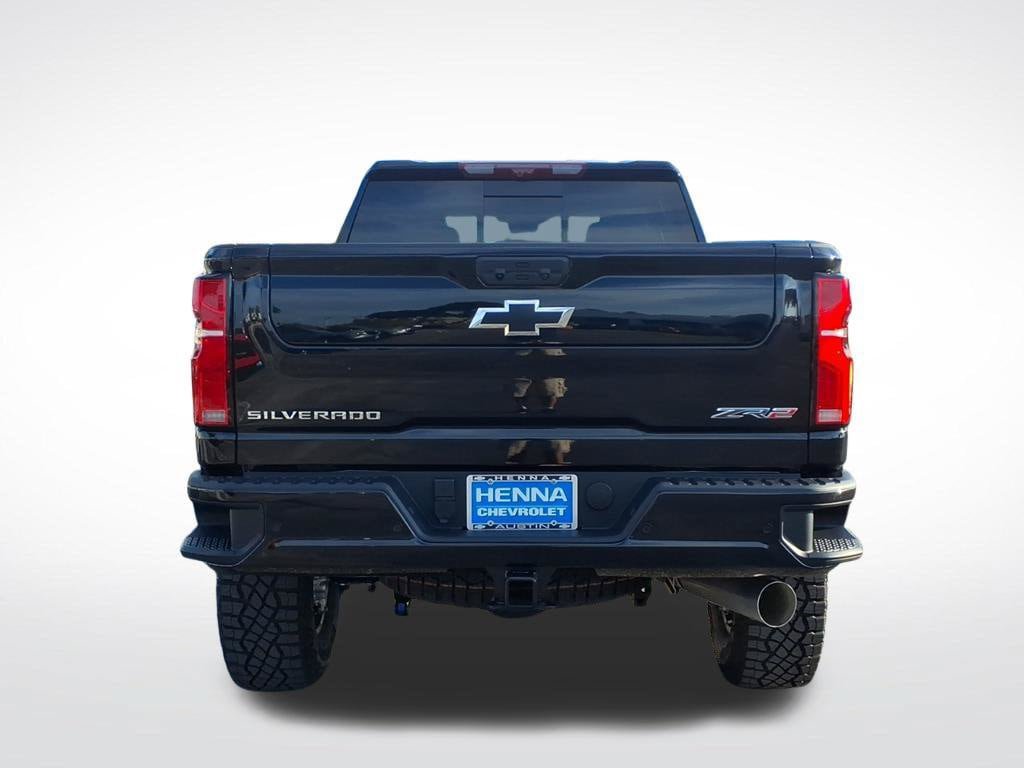 New 2026 Chevrolet Silverado 2500 ZR2 AWD/4WD image 4