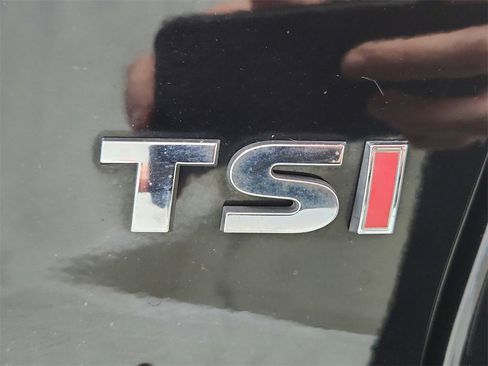 Used 2016 Volkswagen Jetta SEL w/ Lighting Package image 31