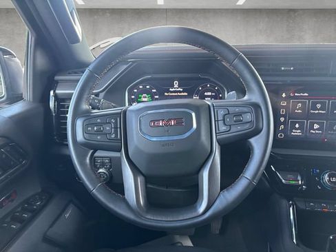 Used 2024 GMC Sierra 1500 AT4 w/ Technology Package AWD/4WD image 27