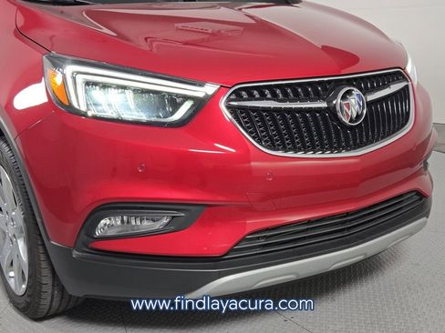 Used 2020 Buick Encore Essence w/ Experience Buick Package AWD/4WD image 9