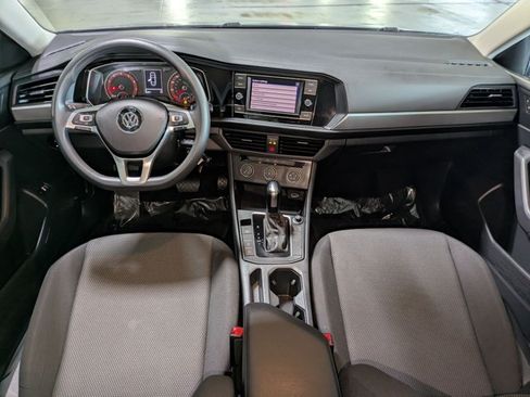 Used 2019 Volkswagen Jetta S w/ Driver Assistance Package FWD image 16