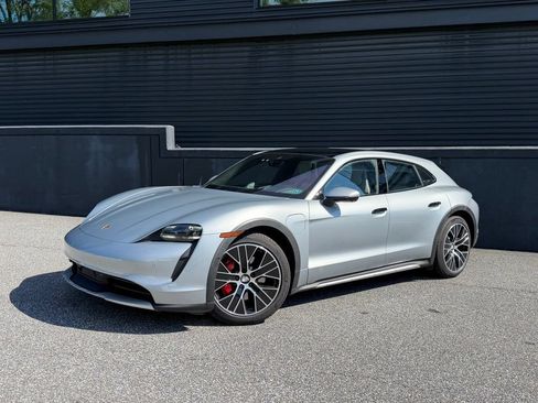 Certified 2022 Porsche Taycan 4S AWD/4WD image 1