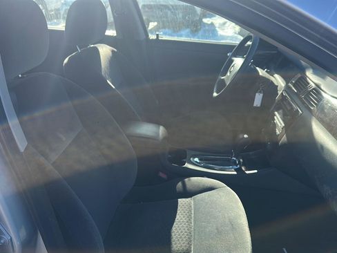 Used 2015 Chevrolet Impala LT image 19