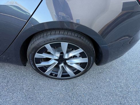 Used 2025 Tesla Model 3 Long Range image 15