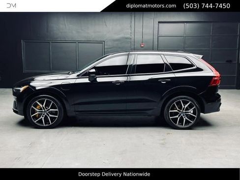 Used 2024 Volvo XC60 T8 Polestar AWD/4WD image 3