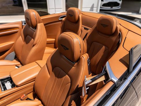 Certified 2022 Bentley Continental GT AWD/4WD image 50