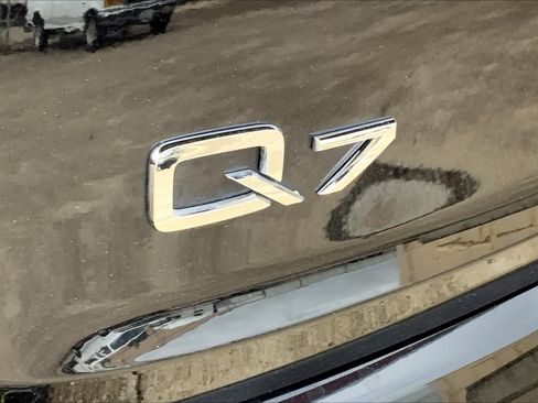 Used 2021 Audi Q7 3.0T Prestige w/ Prestige Package AWD/4WD image 34
