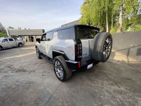 Used 2025 GMC Hummer EV 3X AWD/4WD image 4