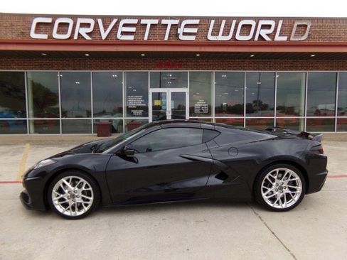 Used 2024 Chevrolet Corvette Stingray Premium Cpe w/ Z51 Performance Package RWD image 9