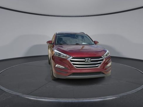Used 2018 Hyundai Tucson SEL Plus FWD image 3