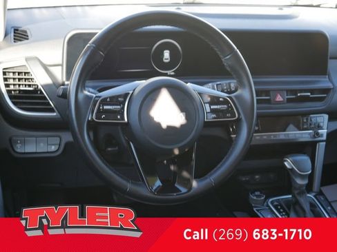 Used 2024 Kia Seltos EX AWD/4WD image 38