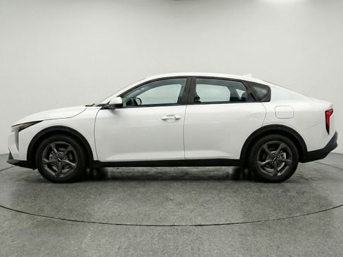 Used 2025 Kia K4 FWD image 5