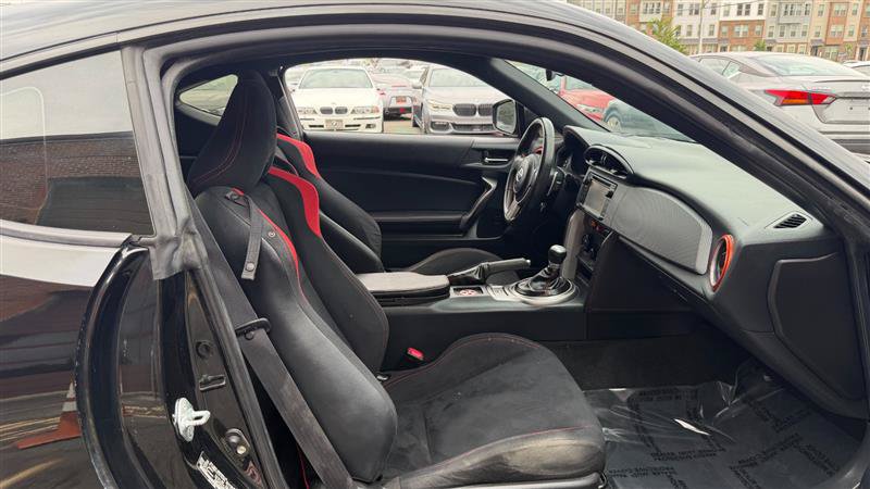 Used 2015 Scion FR-S RWD image 6