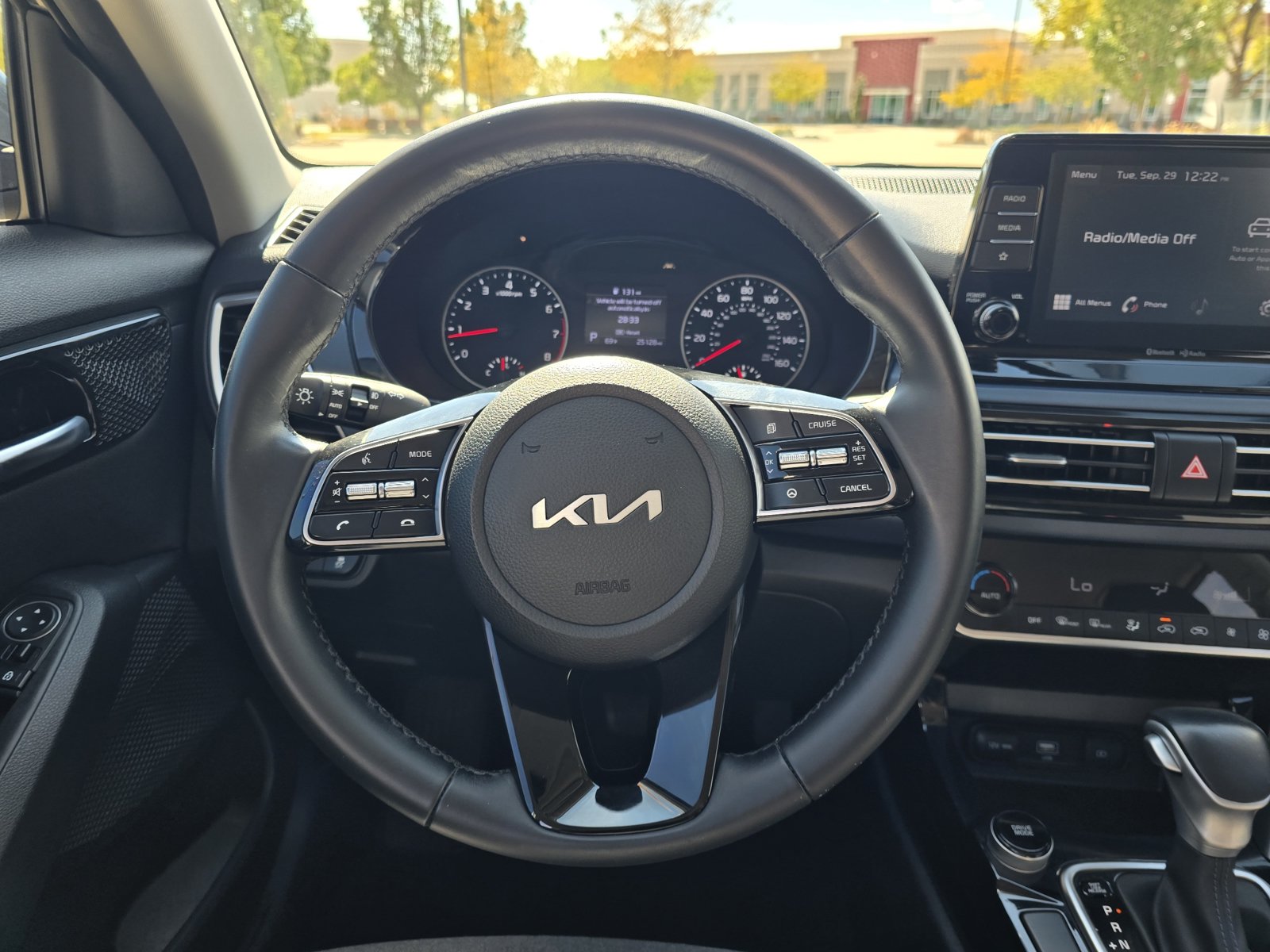 Used 2023 Kia Seltos S FWD image 28