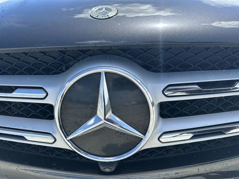 Used 2022 Mercedes-Benz GLC 300 image 10