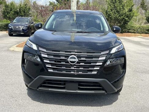 New 2026 Nissan Rogue SV FWD image 2